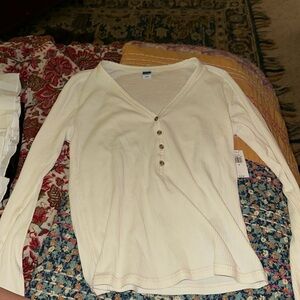 Old navy Henley tee